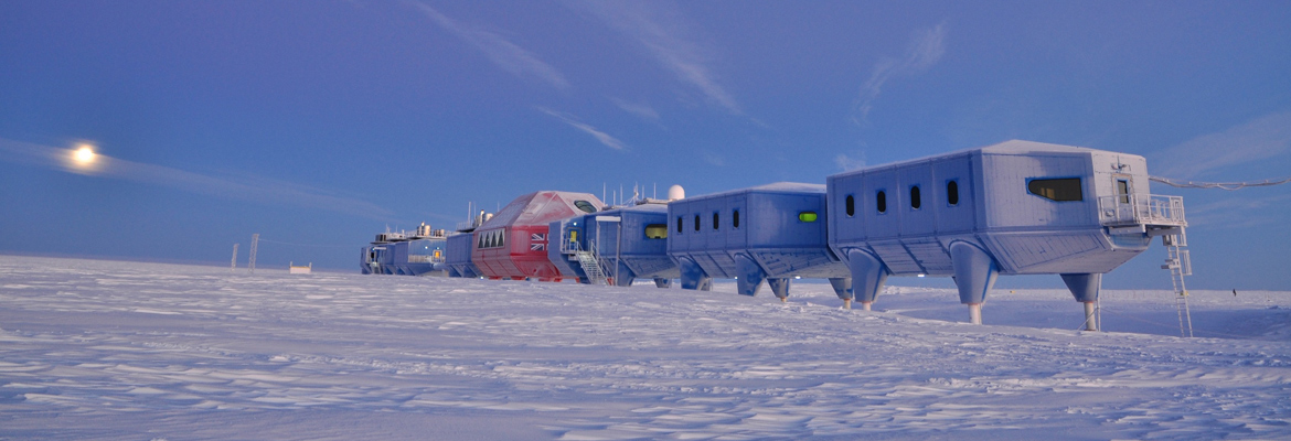 Crestchic Loadbanks in the Antartic
